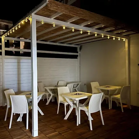Vicino Al Porto Bed & Breakfast