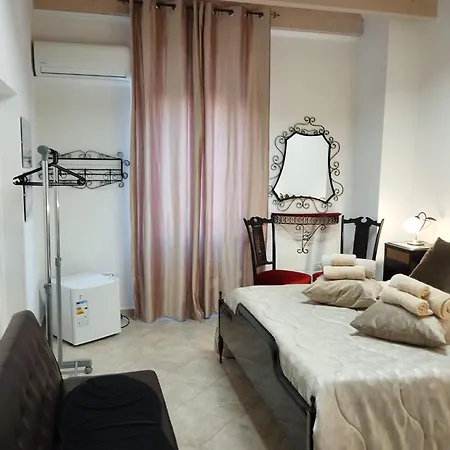 Vicino Al Porto Bed & Breakfast